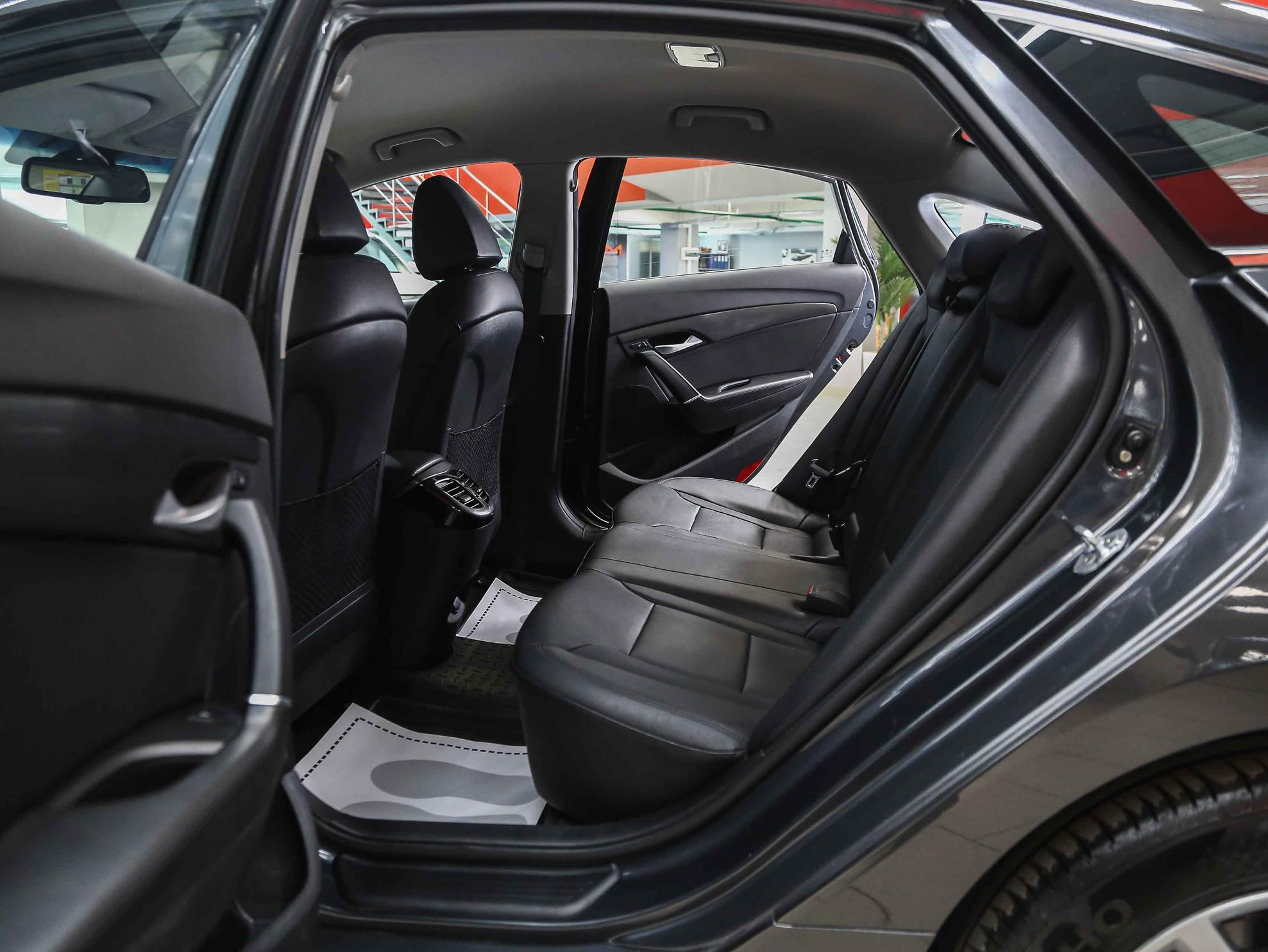 Hyundai i40 2016, серый, ДЦ Орехово