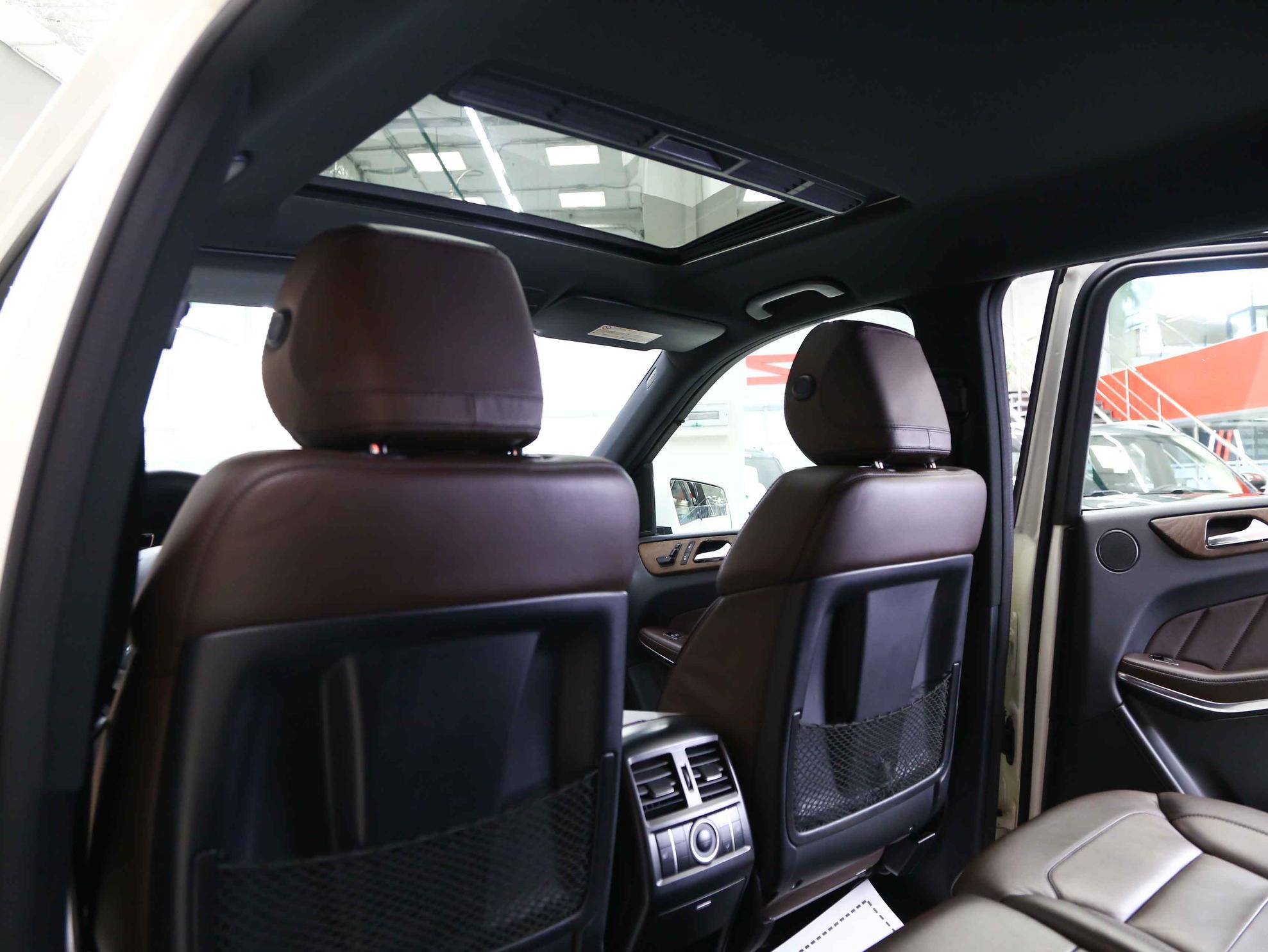 Mercedes-Benz GL-Класс 2013, белый, ДЦ Орехово
