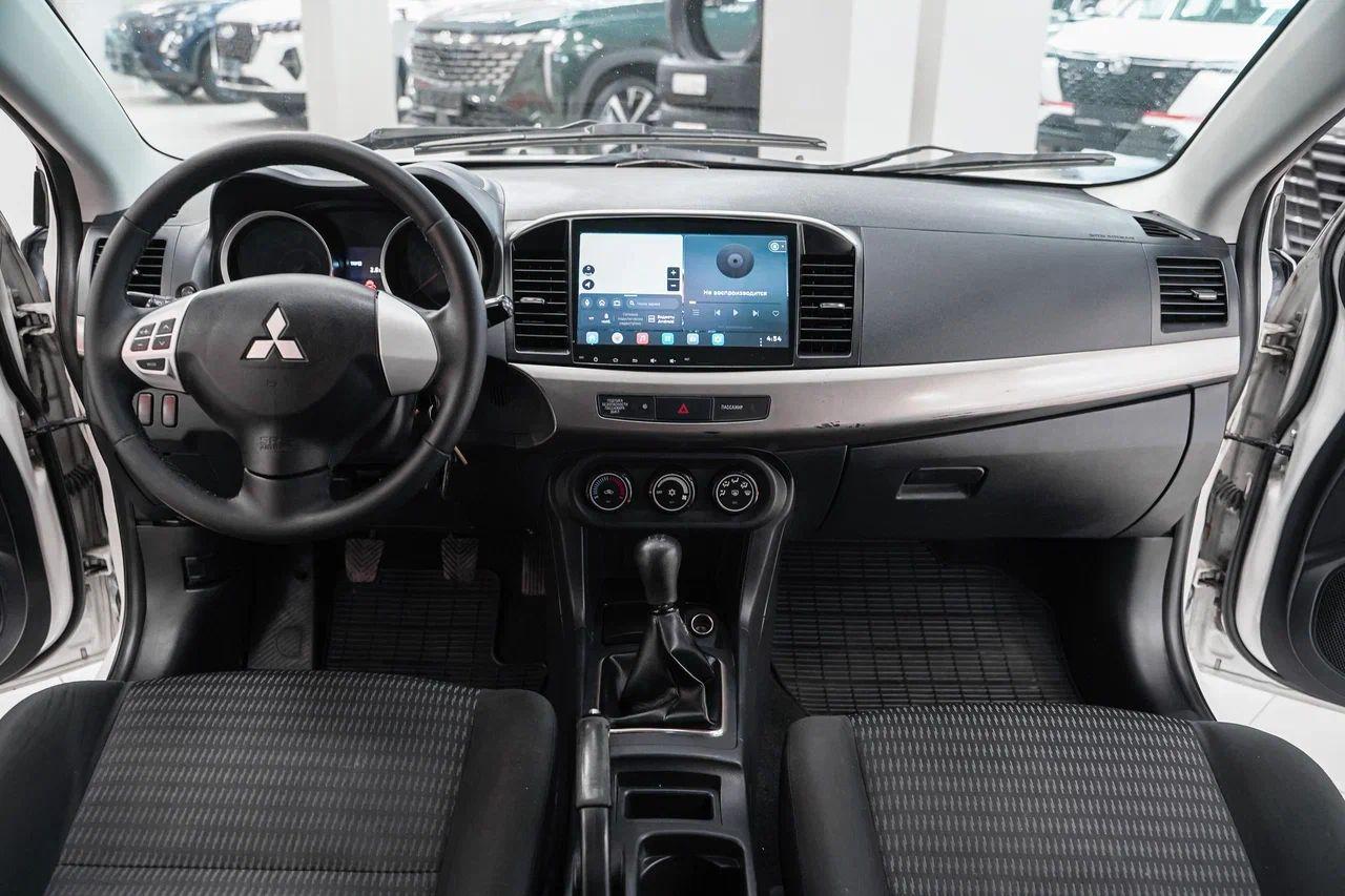 Mitsubishi Lancer 2013, белый, ДЦ Орехово