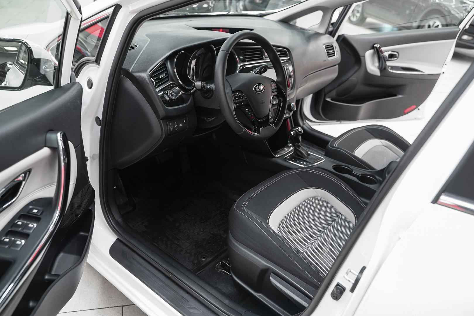 Kia Ceed 2018, белый, ДЦ Орехово
