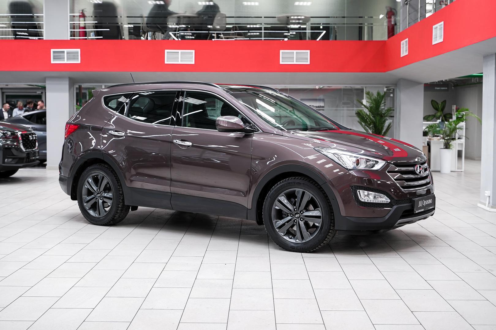 Hyundai Santa Fe 2013, коричневый, ДЦ Орехово