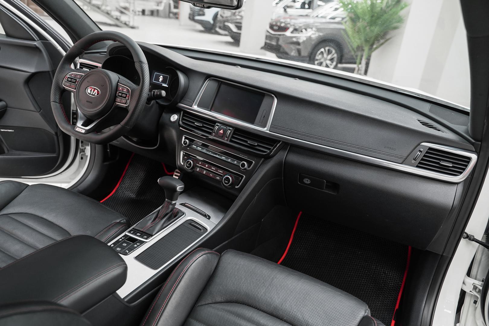 Kia Optima 2017, белый, ДЦ Орехово