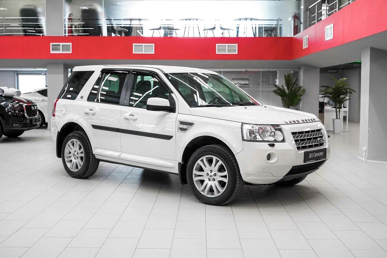 Land Rover Freelander 2010, белый, ДЦ Орехово