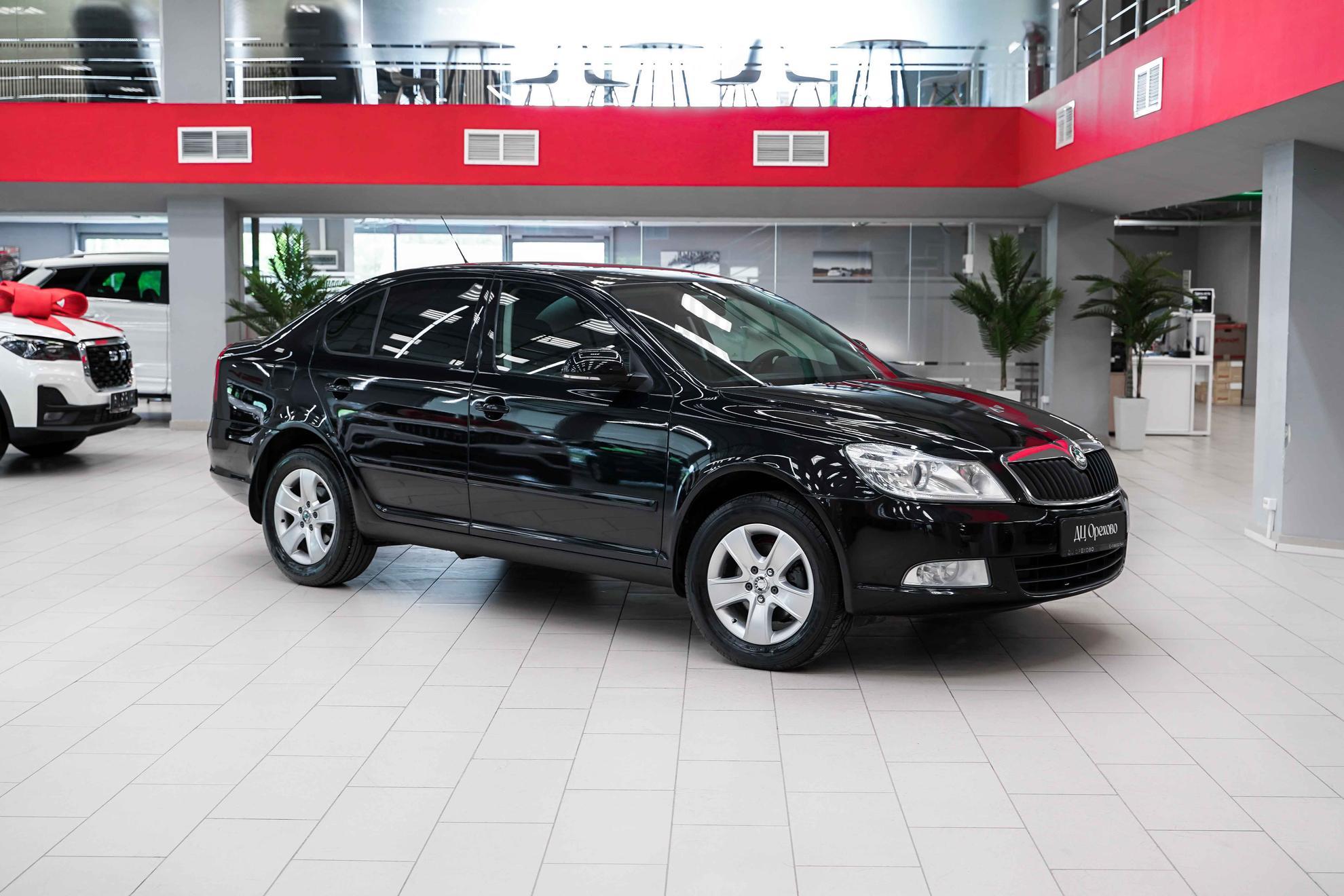 Skoda Octavia 2011, черный, ДЦ Орехово