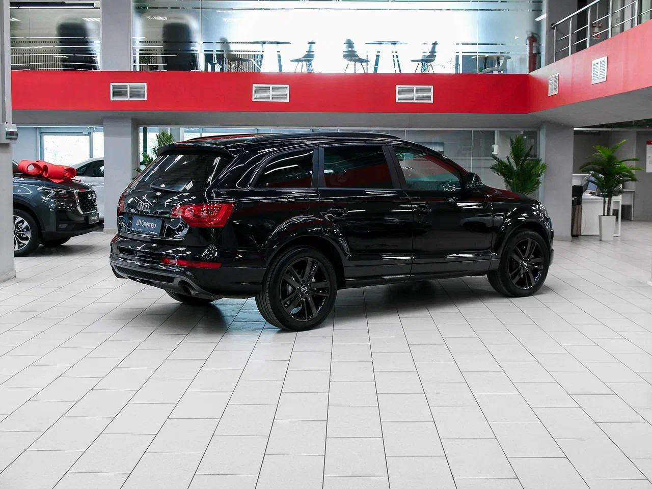 Audi Q7 2012, черный, ДЦ Орехово