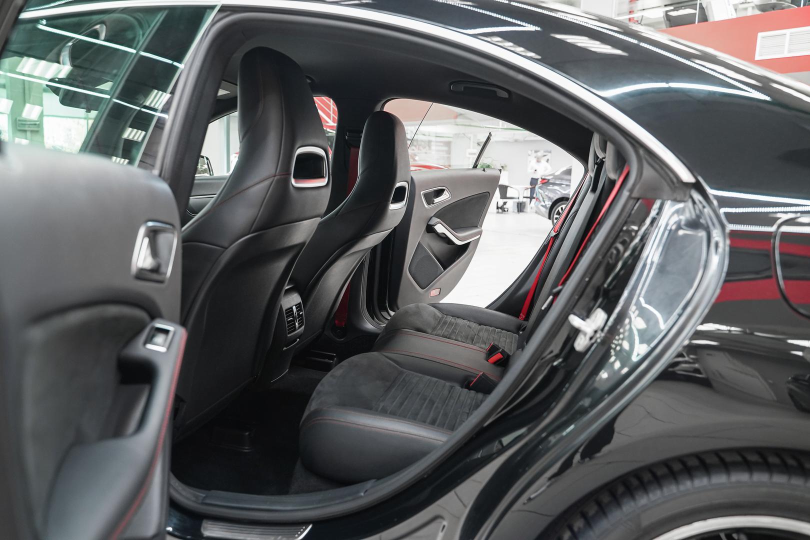 Mercedes-Benz CLA 2014, черный, ДЦ Орехово