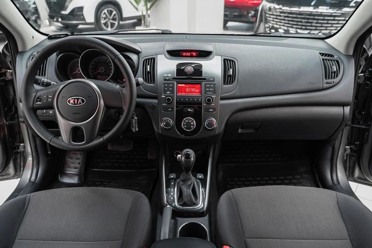 Kia Cerato 2011, серый, ДЦ Орехово