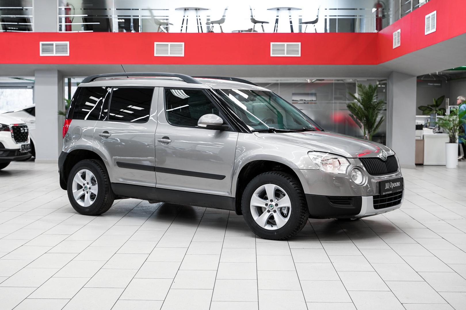 Skoda Yeti 2012, бежевый, ДЦ Орехово