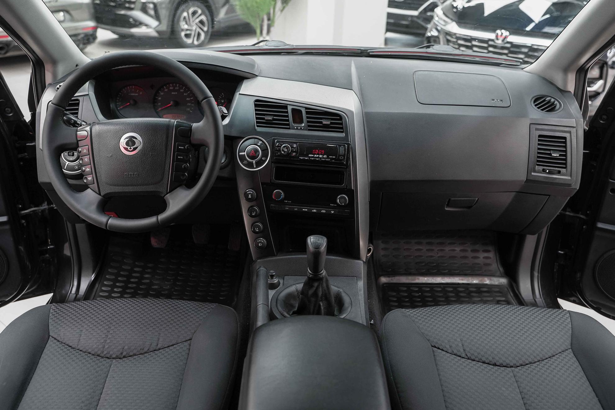 SsangYong Kyron 2012, черный, ДЦ Орехово