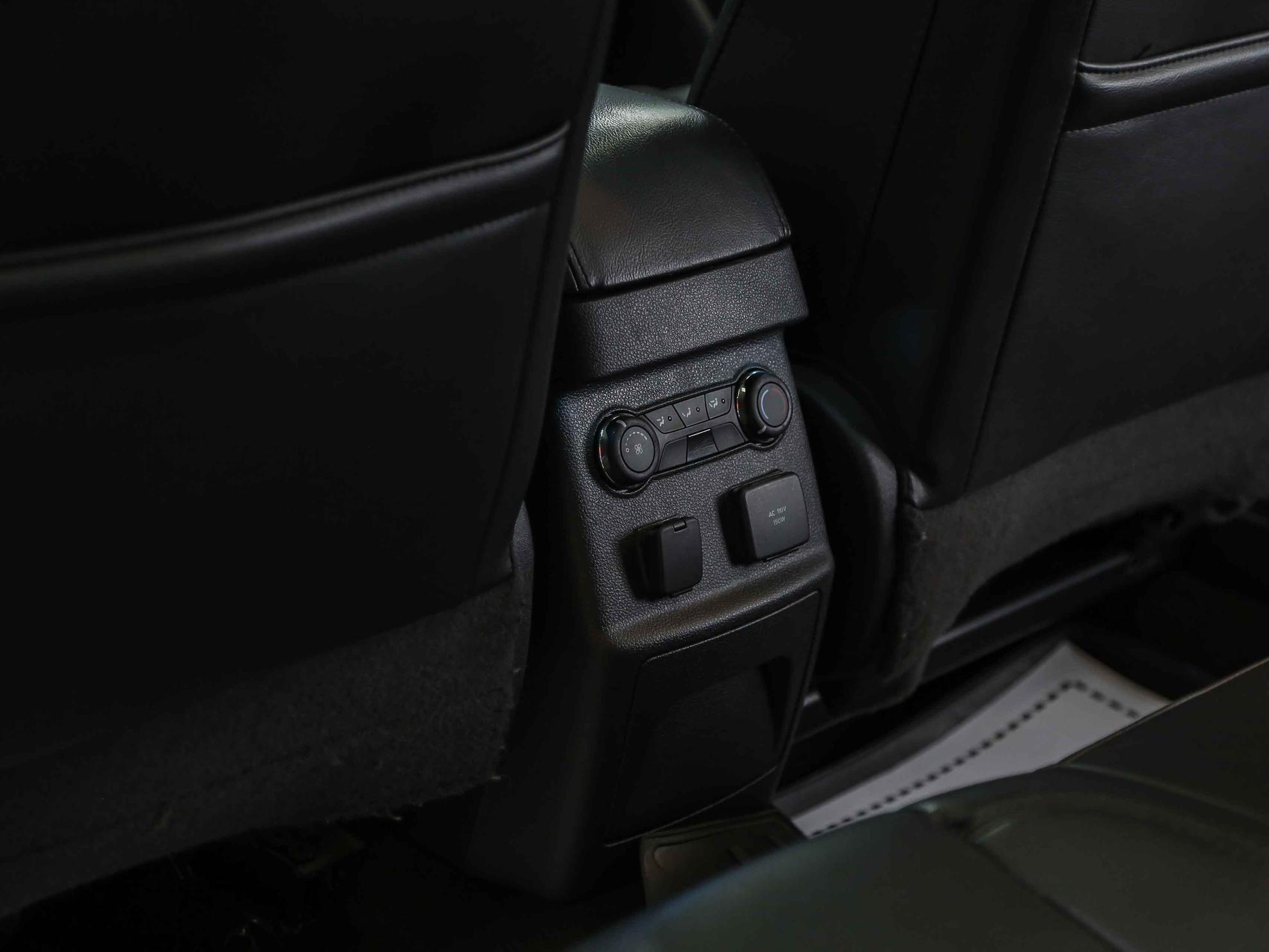 Ford Explorer 2013, черный, ДЦ Орехово