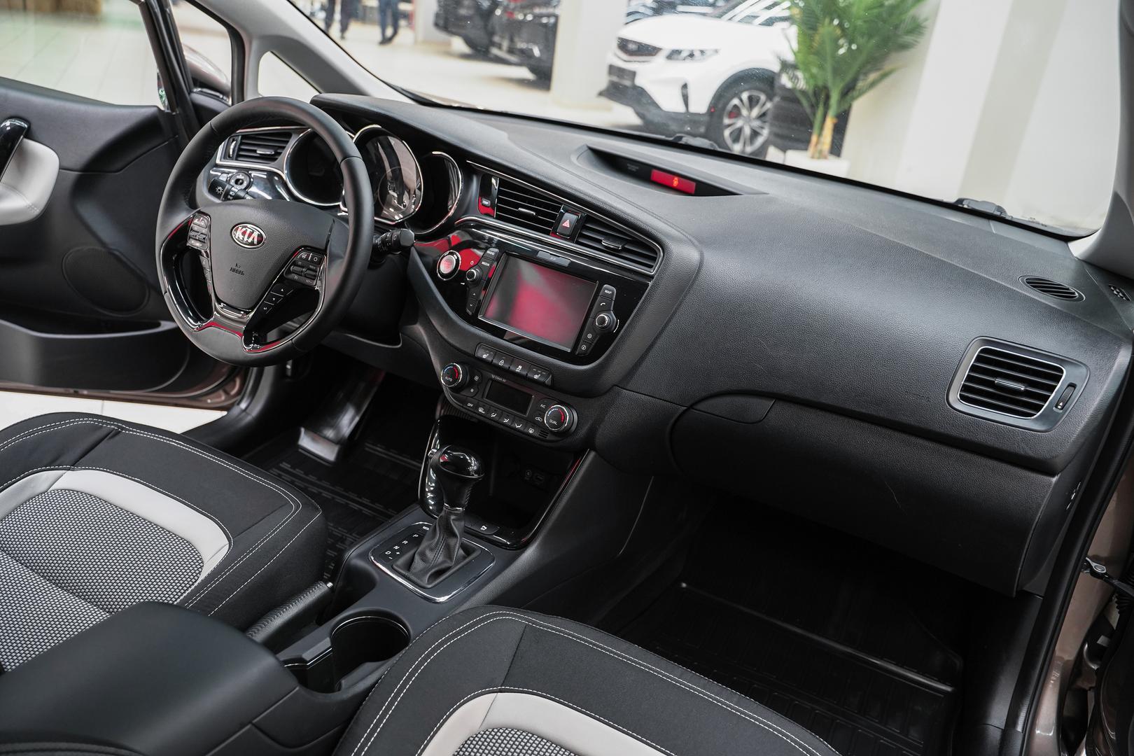 Kia Ceed 2017, коричневый, ДЦ Орехово