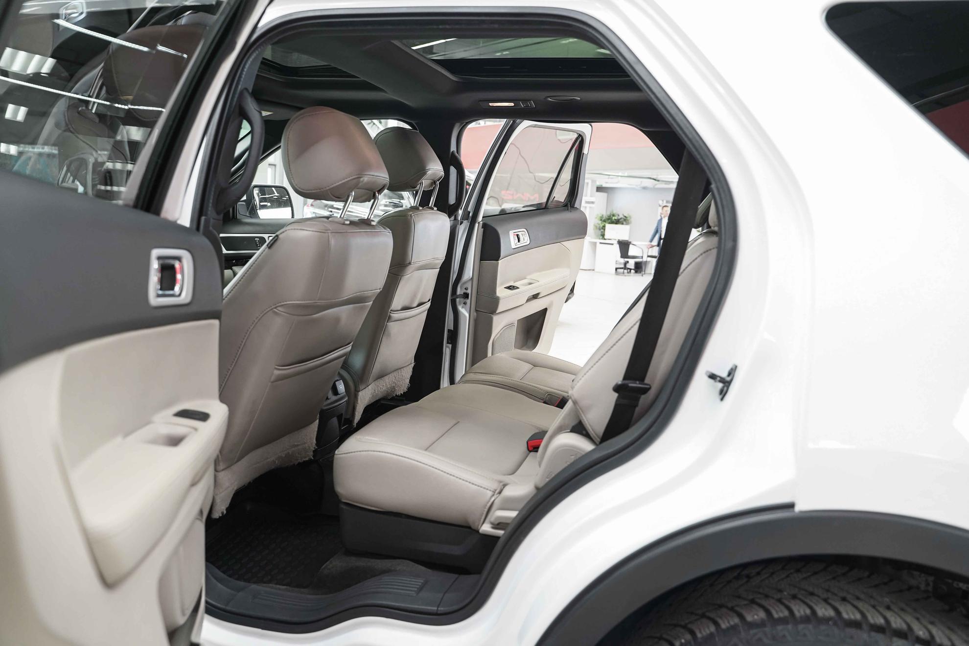 Ford Explorer 2013, белый, ДЦ Орехово