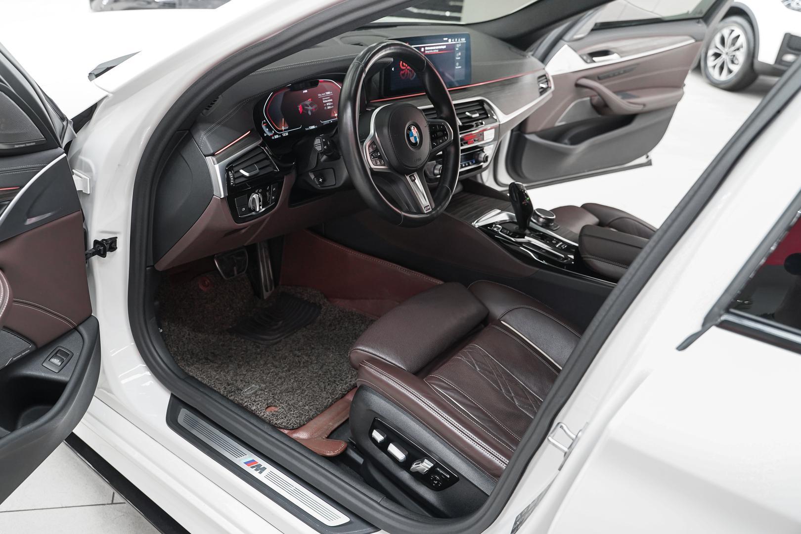 BMW 5 серии 2021, белый, ДЦ Орехово
