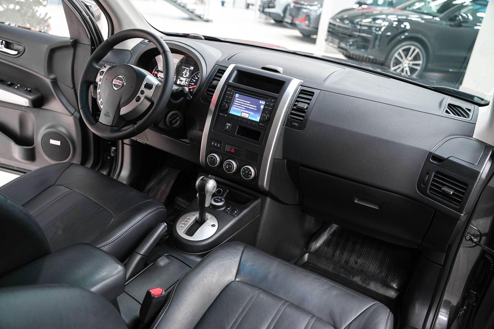 Nissan X-Trail 2013, серый, ДЦ Орехово