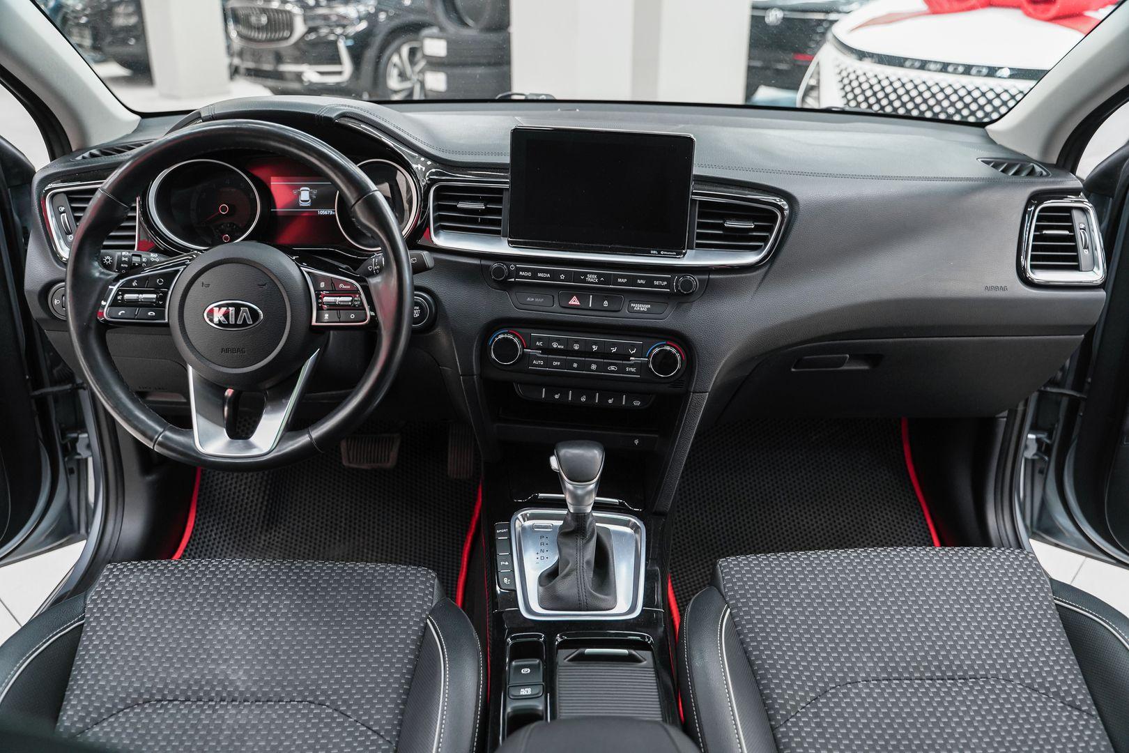 Kia Ceed 2019, серебряный, ДЦ Орехово