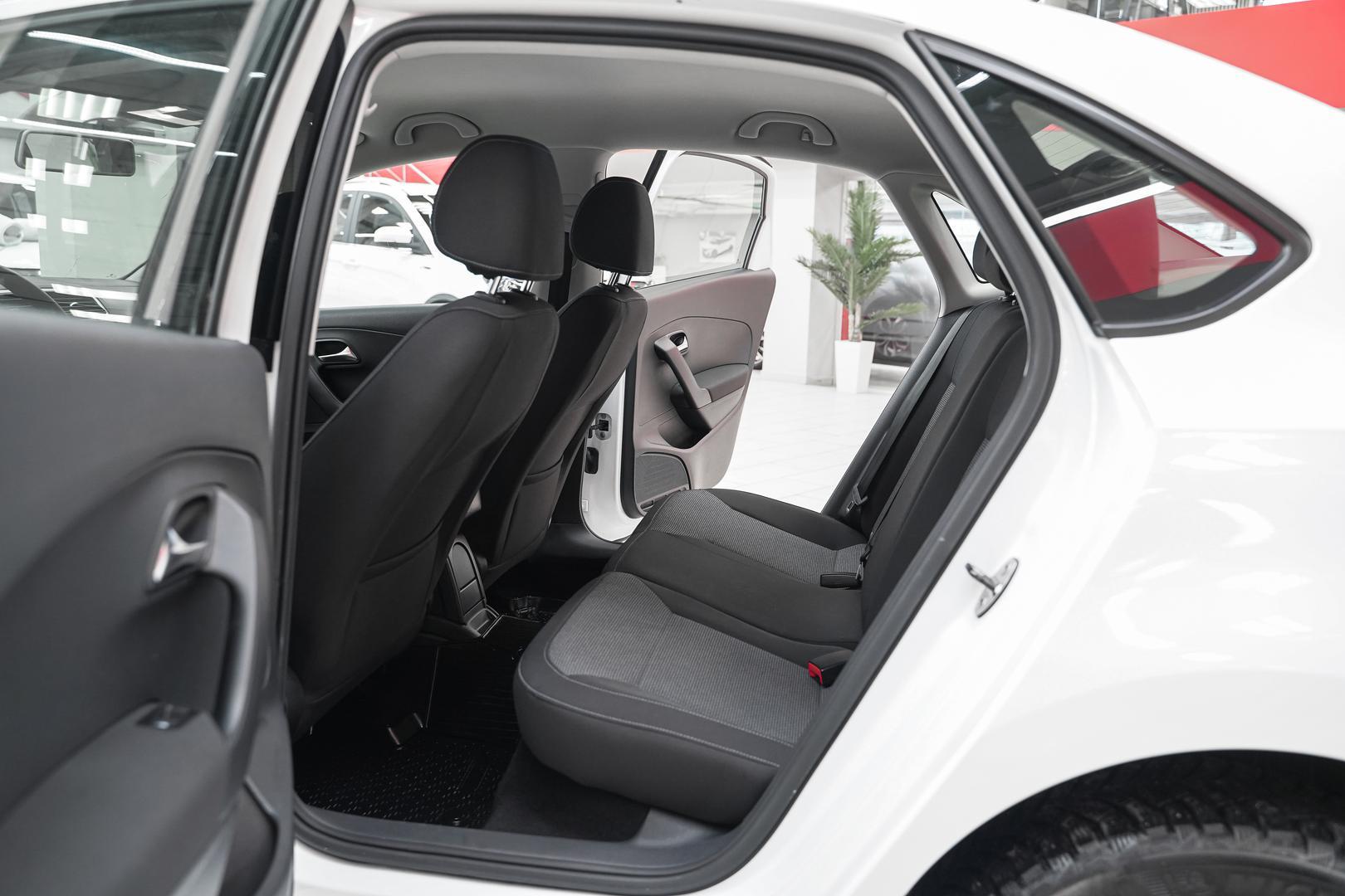 Volkswagen Polo 2018, белый, ДЦ Орехово