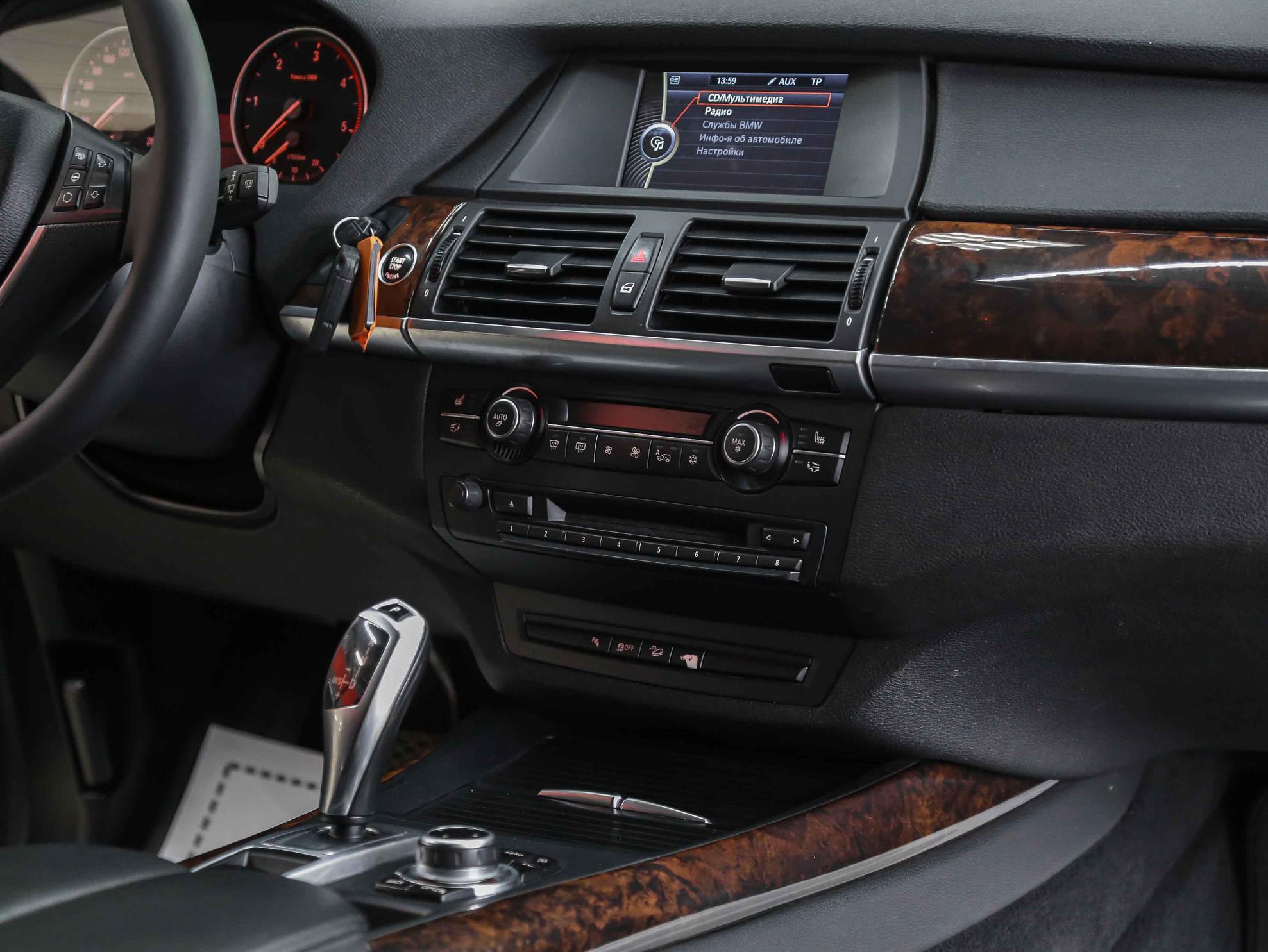 BMW X5 2012, серый, ДЦ Орехово