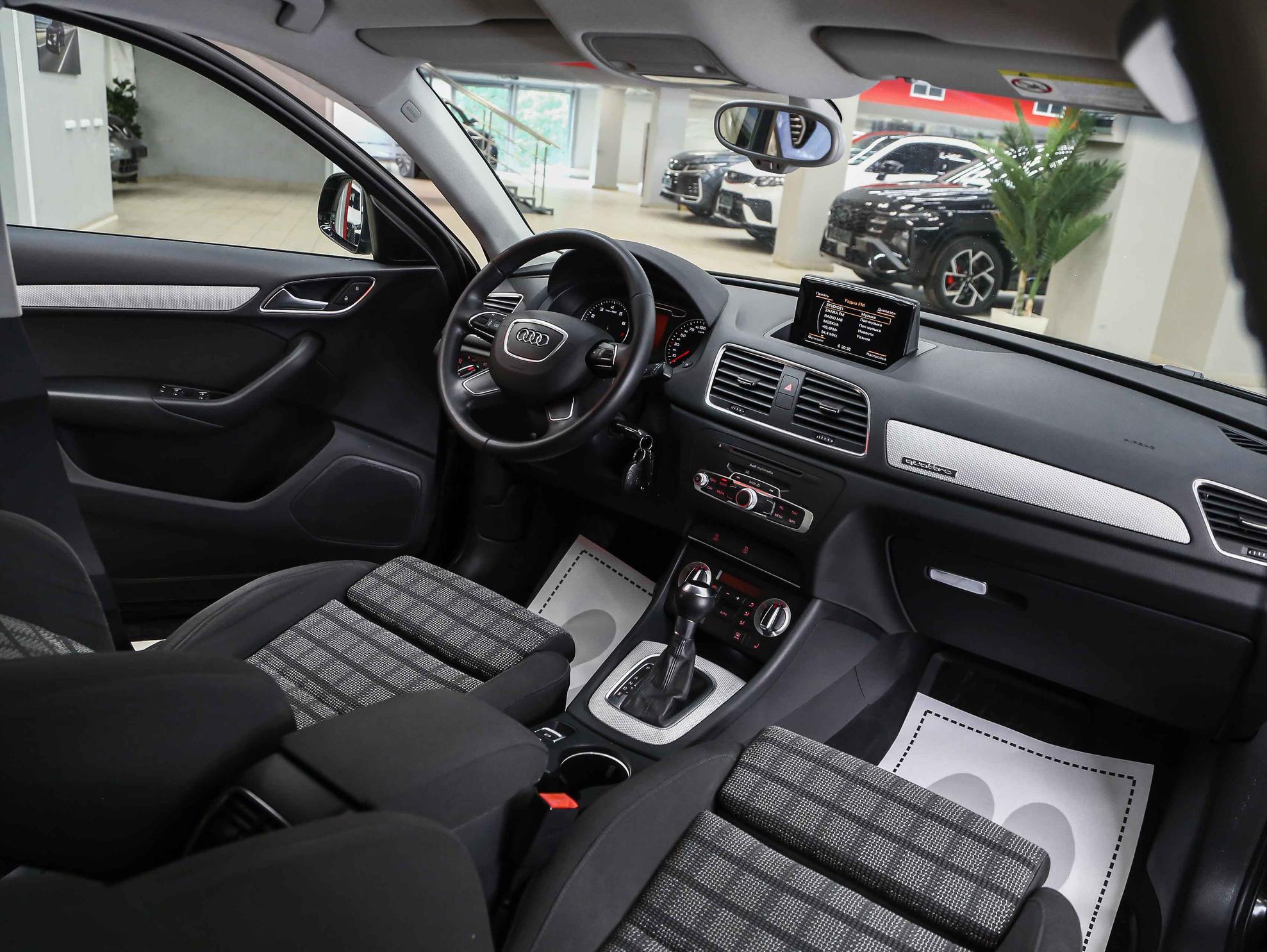 Audi Q3 2012, черный, ДЦ Орехово
