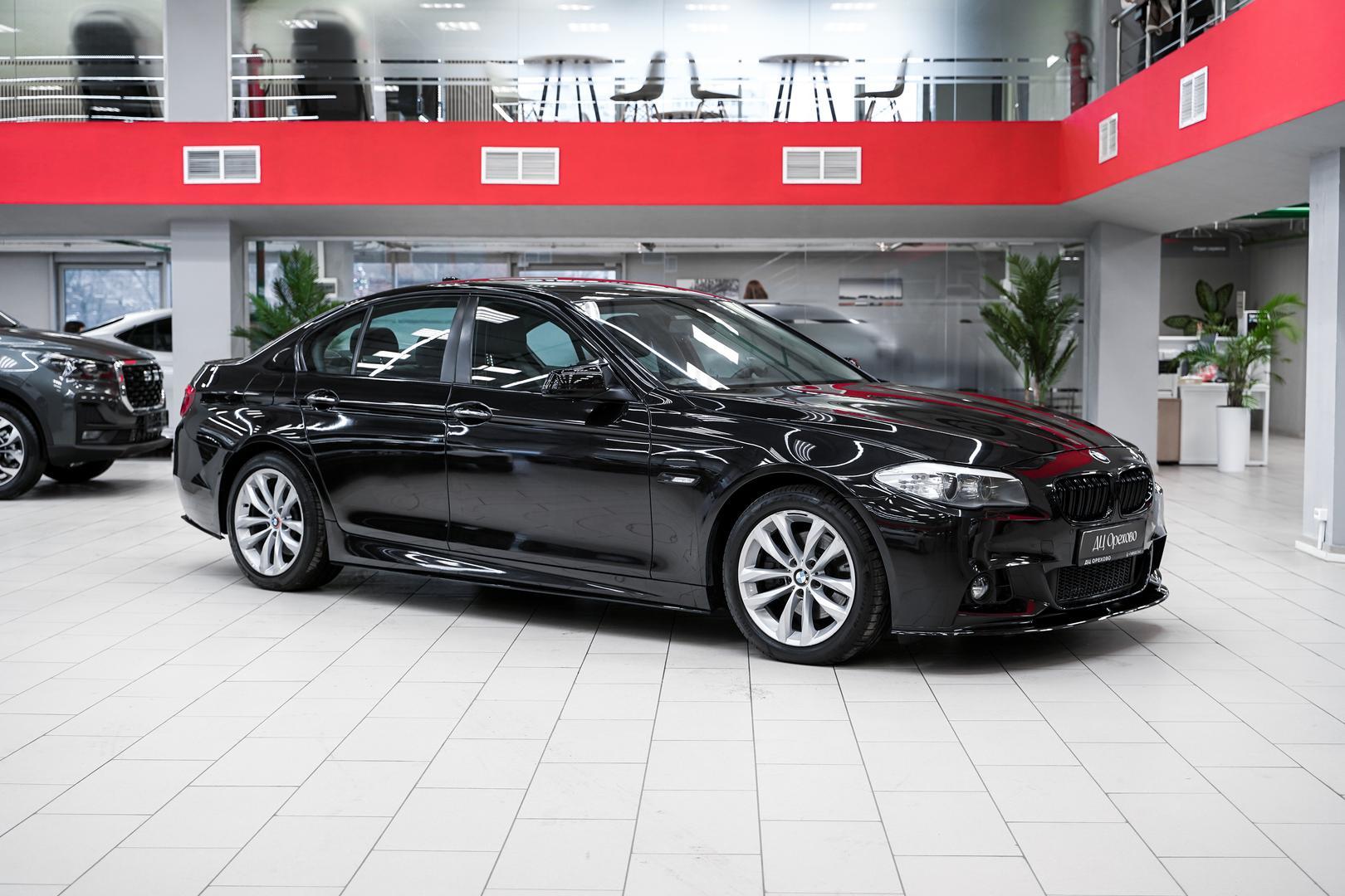 BMW 5 серии 2012, черный, ДЦ Орехово