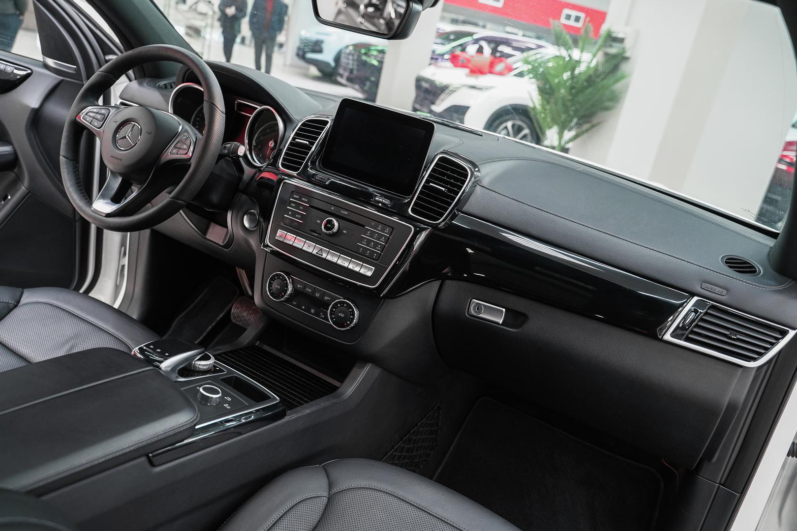 Mercedes-Benz GLE Coupe 2016, белый, ДЦ Орехово