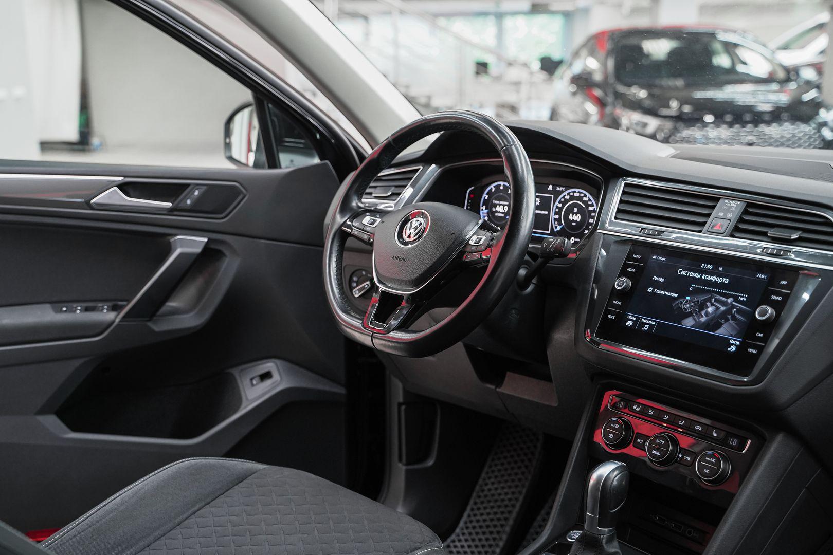 Volkswagen Tiguan 2019, черный, ДЦ Орехово