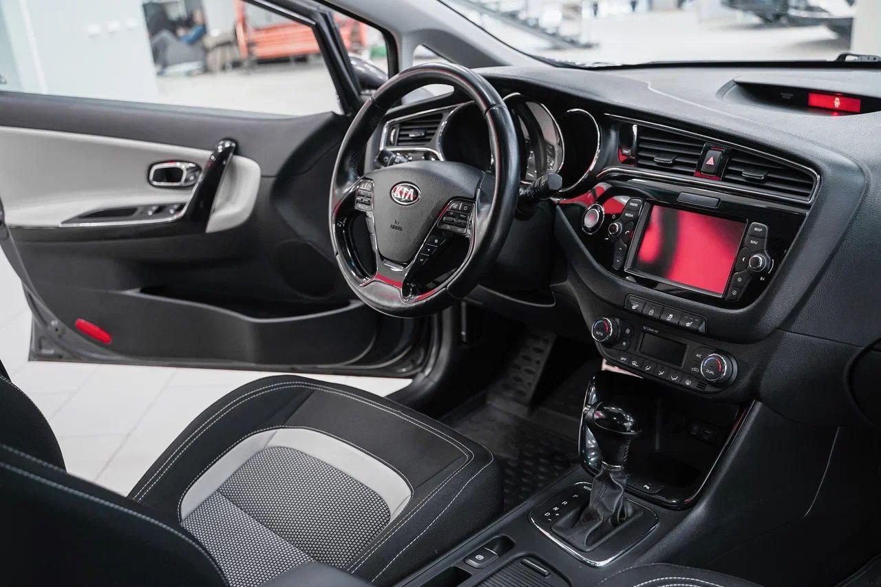 Kia Ceed 2015, серый, ДЦ Орехово