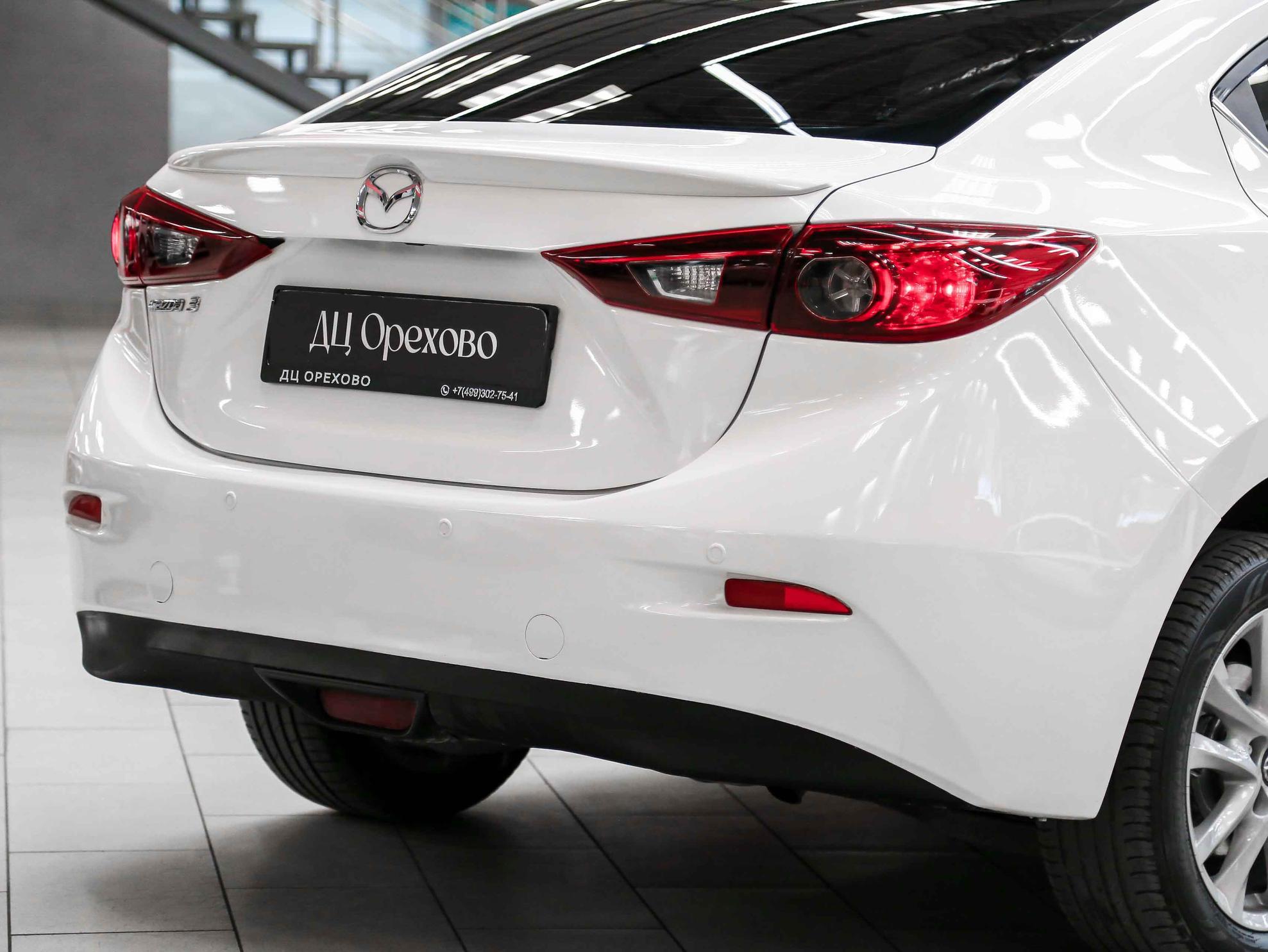 Mazda 3 2014, белый, ДЦ Орехово