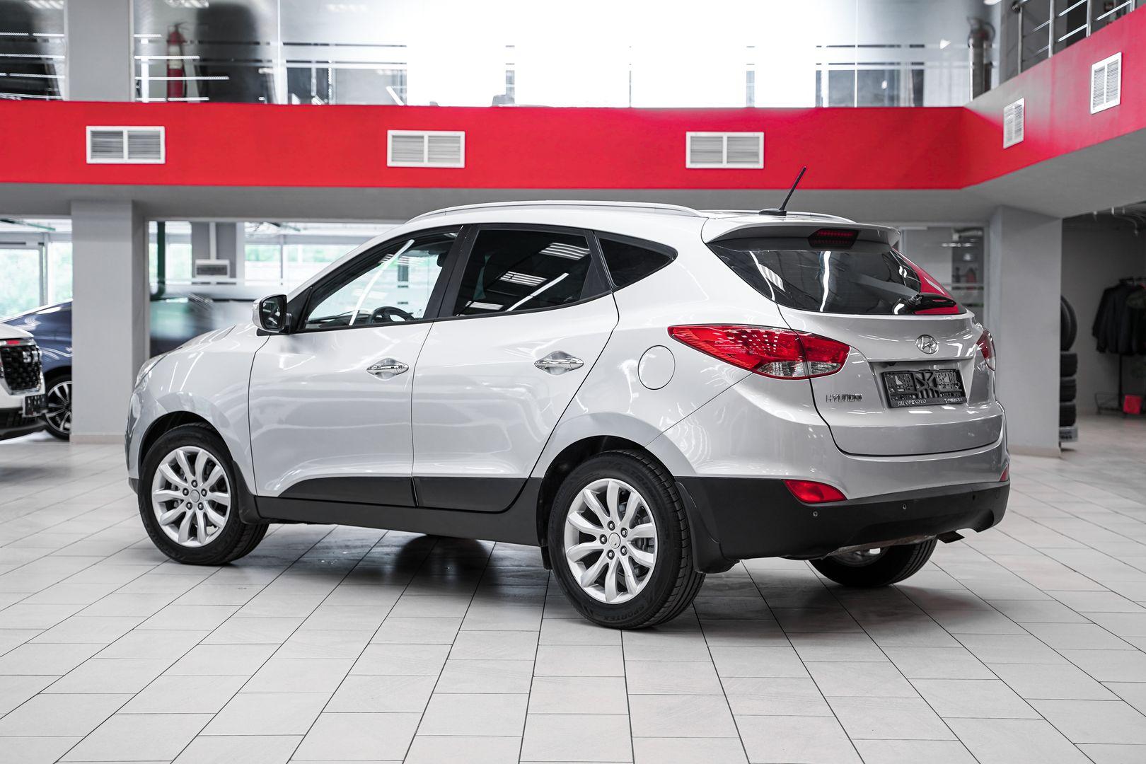 Hyundai ix35 2011, серебряный, ДЦ Орехово