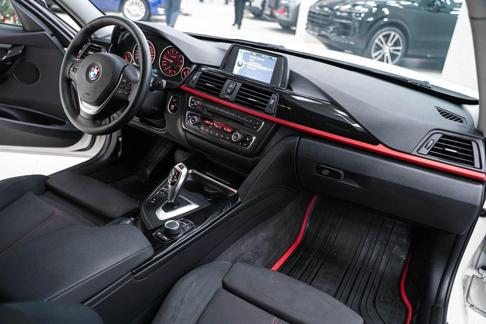 BMW 3 серии 2013, белый, ДЦ Орехово