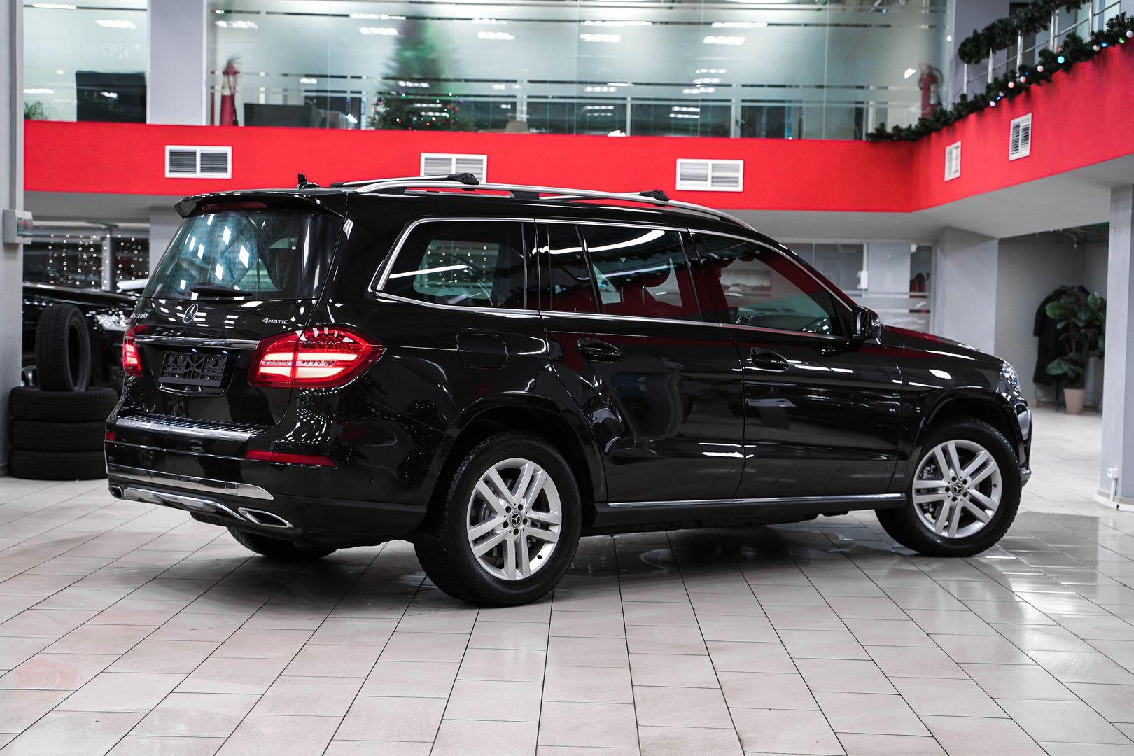 Mercedes-Benz GLS 2017, черный, ДЦ Орехово