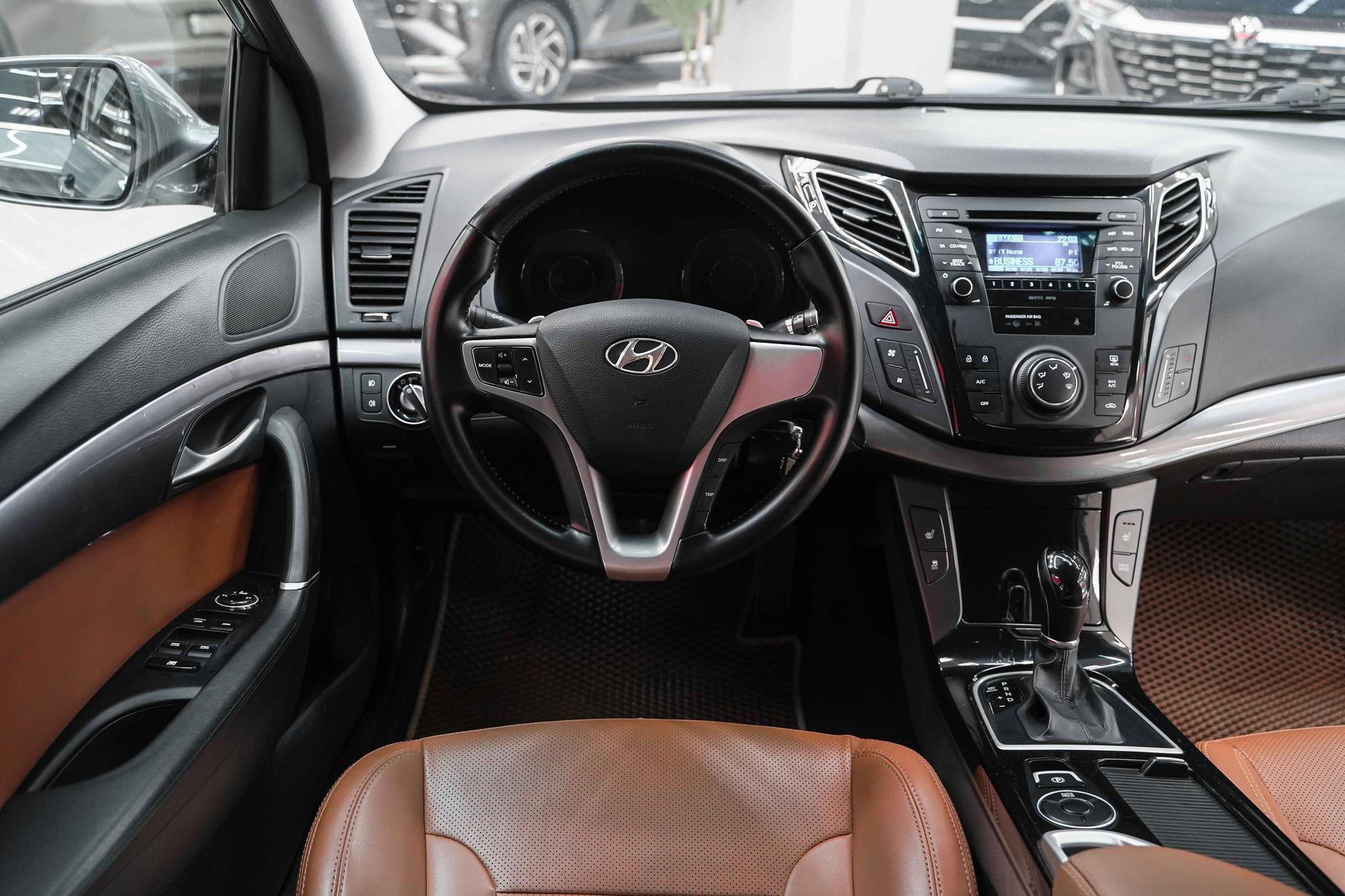 Hyundai i40 2014, серый, ДЦ Орехово