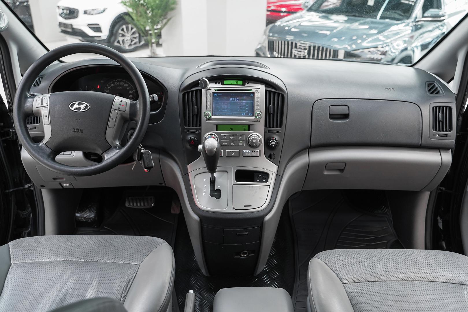 Hyundai Grand Starex 2013, черный, ДЦ Орехово