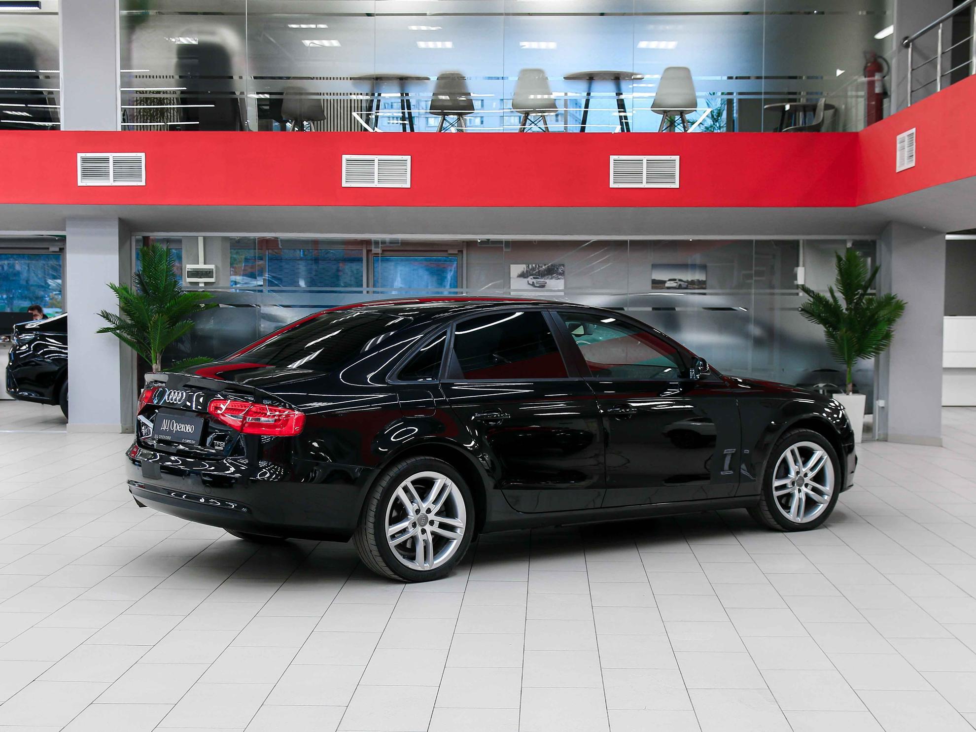 Audi A4 2013, черный, ДЦ Орехово