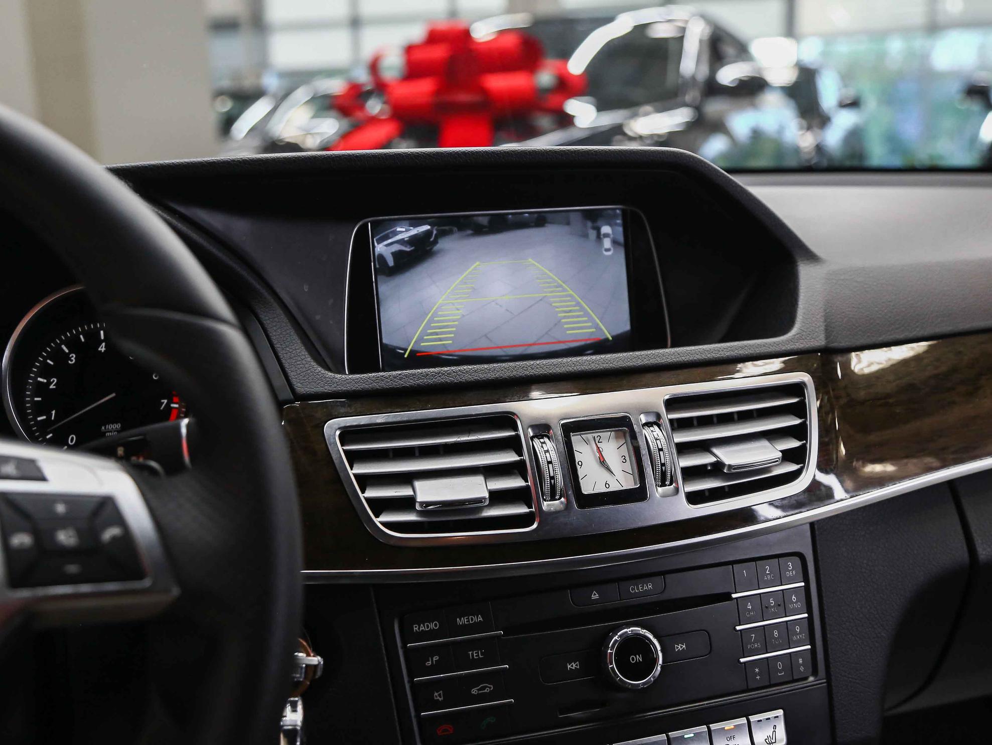 Mercedes-Benz E-Класс 2015, черный, ДЦ Орехово