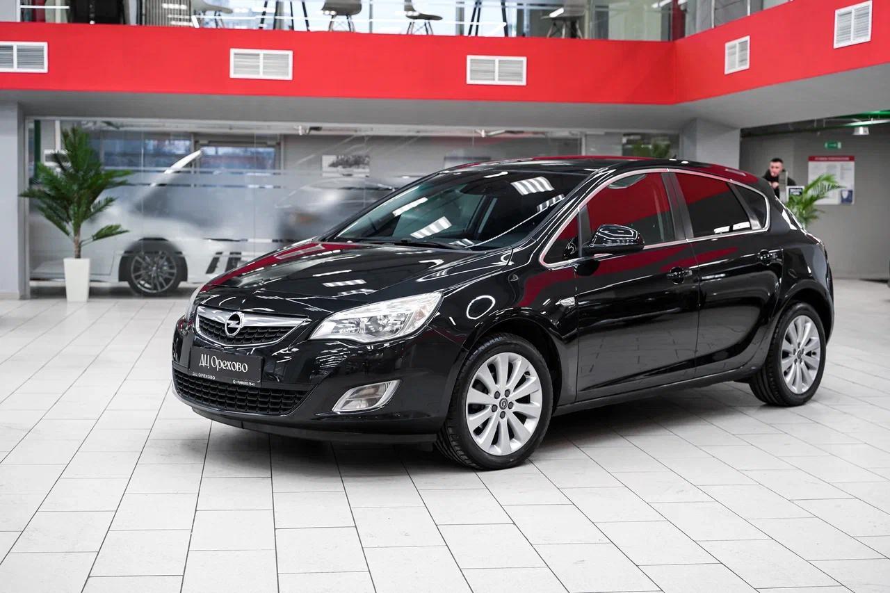 Opel Astra 2011, черный, ДЦ Орехово