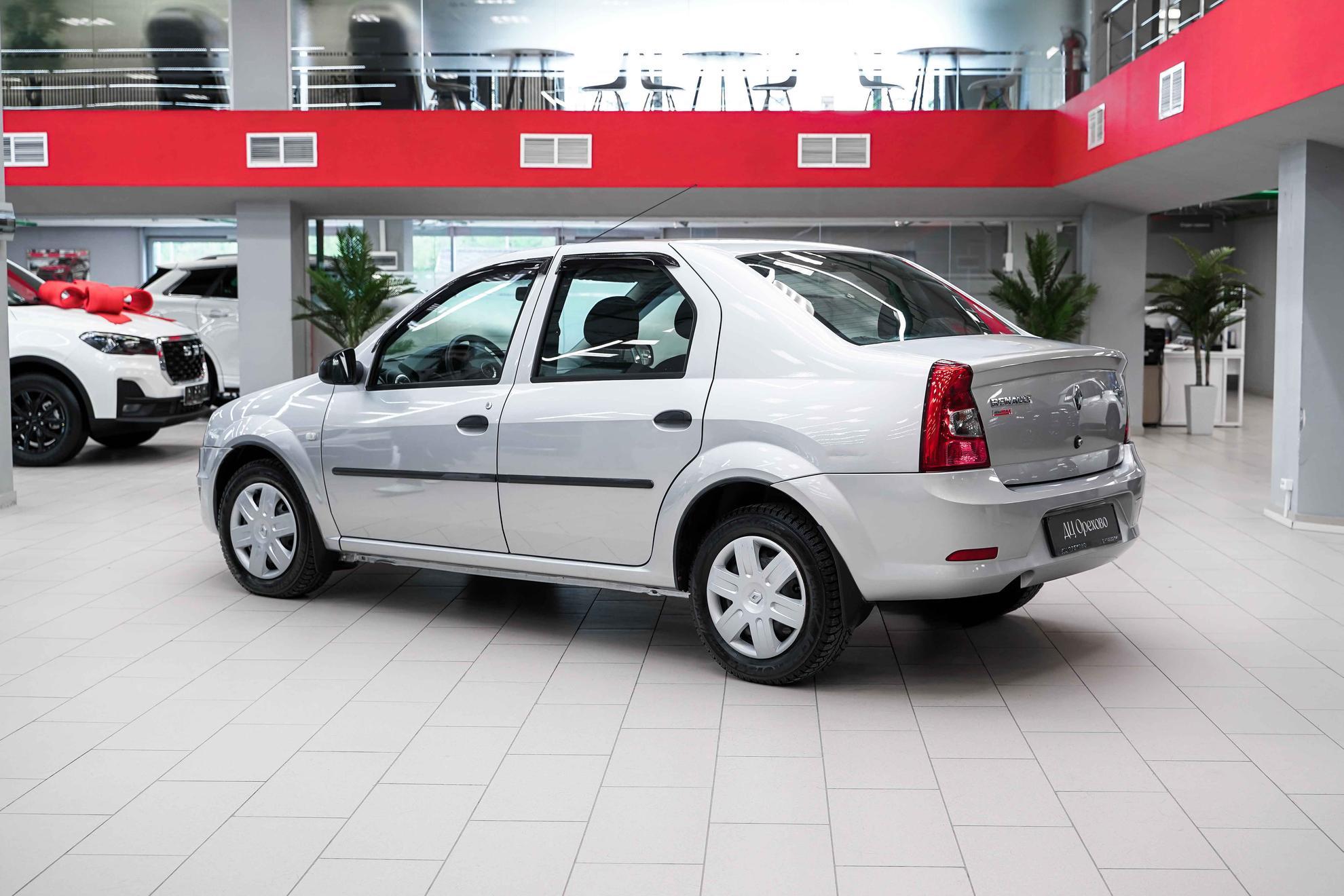 Renault Logan 2012, серый, ДЦ Орехово