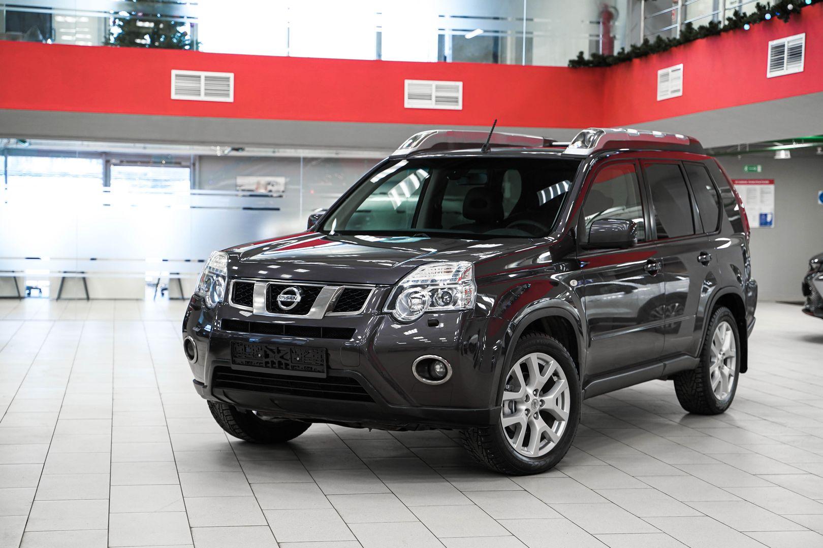 Nissan X-Trail 2013, серый, ДЦ Орехово