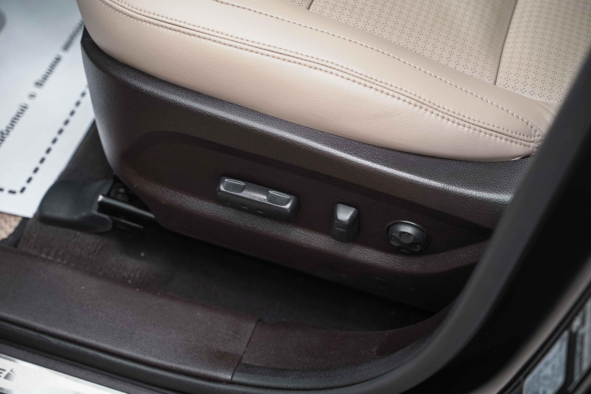Hyundai Santa Fe 2013, черный, ДЦ Орехово