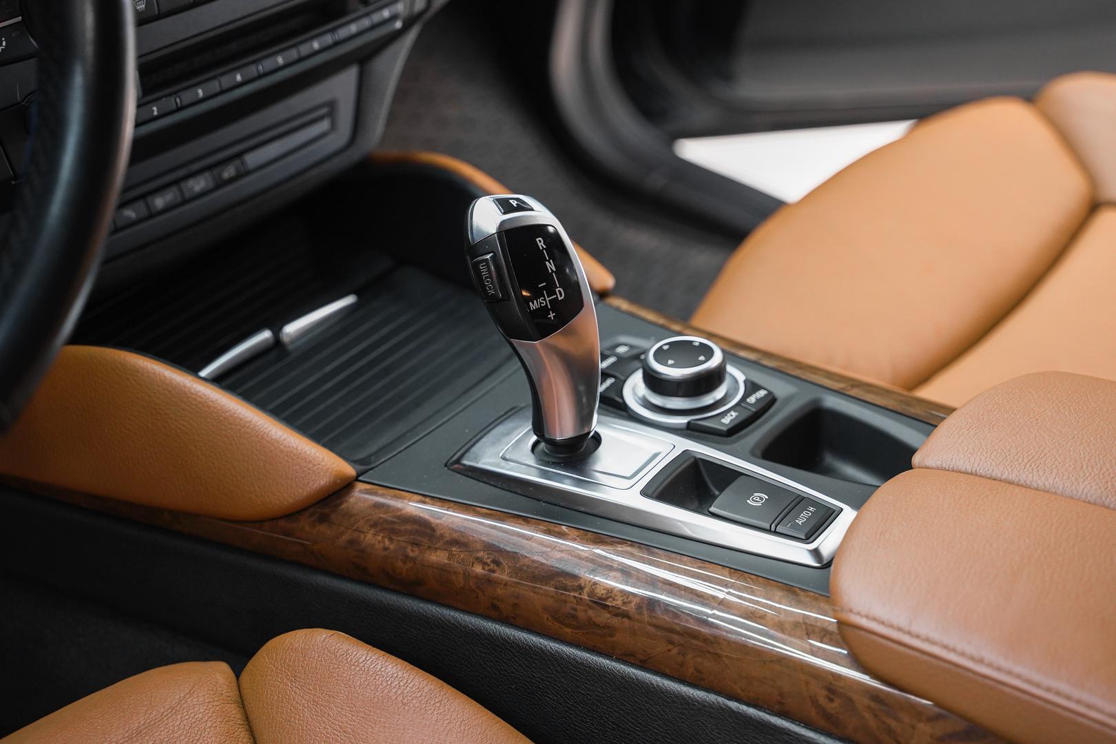 BMW X6 2011, черный, ДЦ Орехово