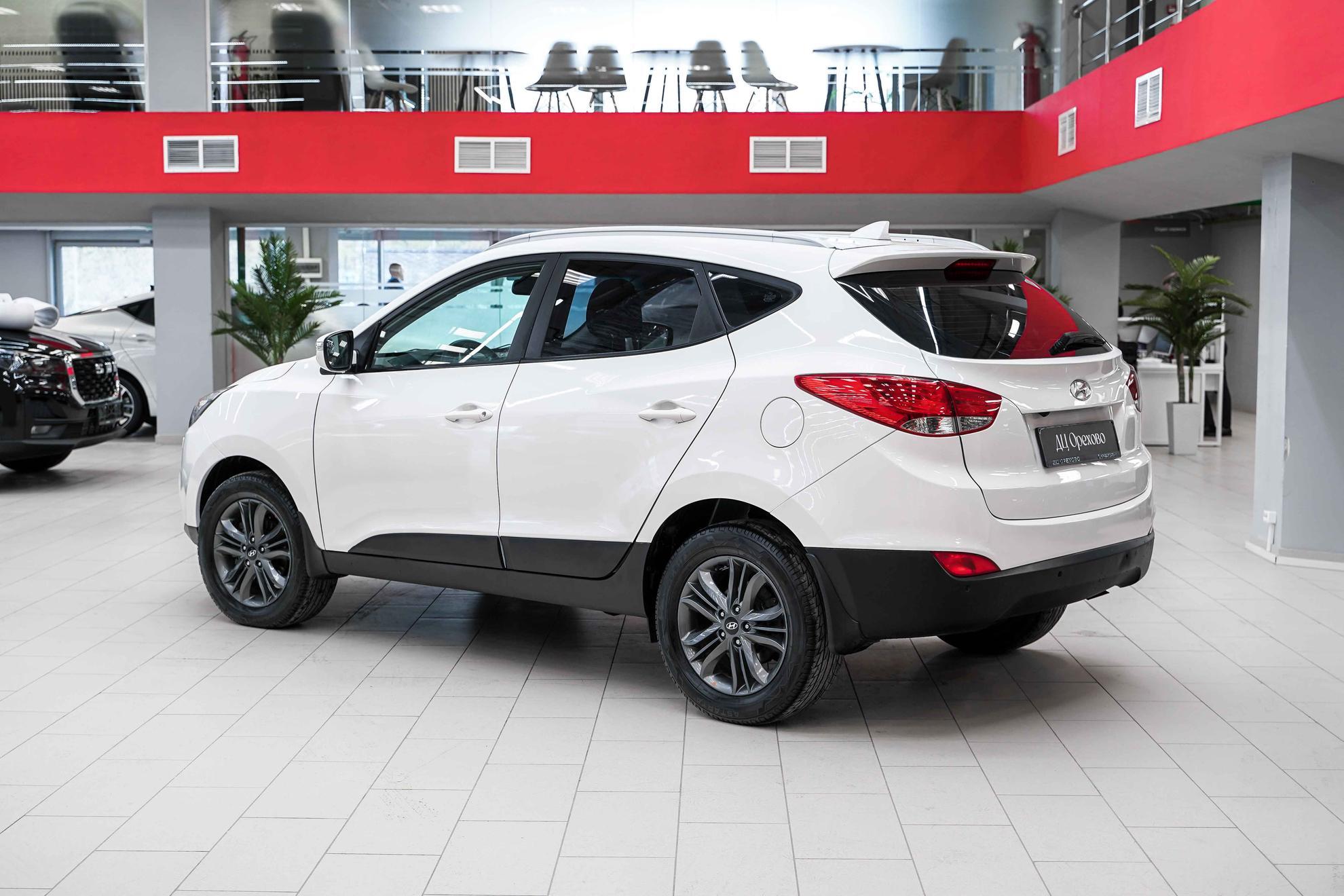 Hyundai ix35 2014, белый, ДЦ Орехово