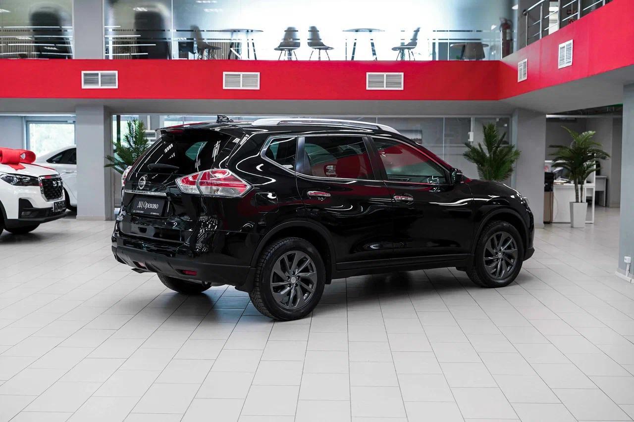Nissan X-Trail 2017, черный, ДЦ Орехово