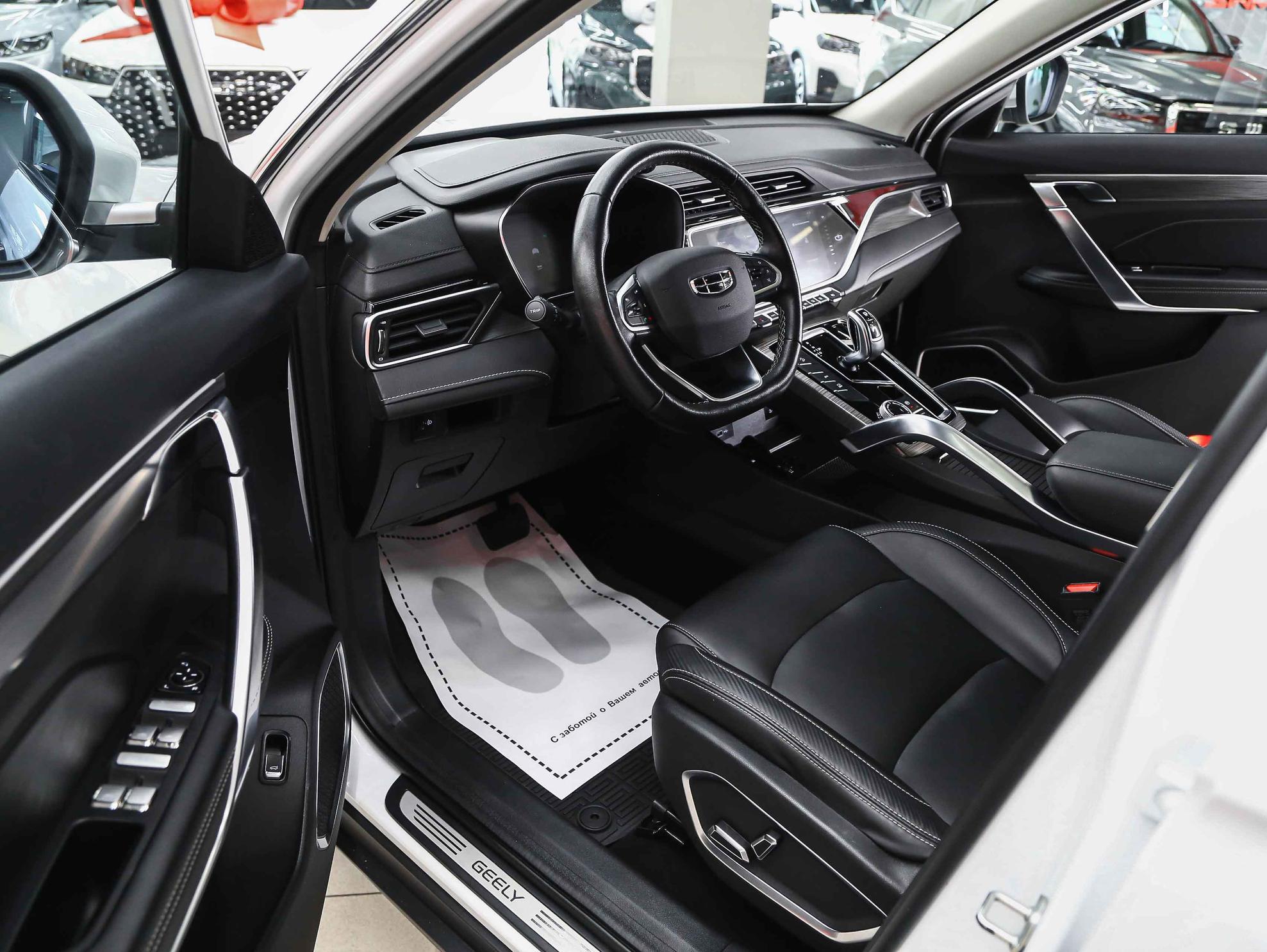 Geely Atlas Pro 2022, белый, ДЦ Орехово