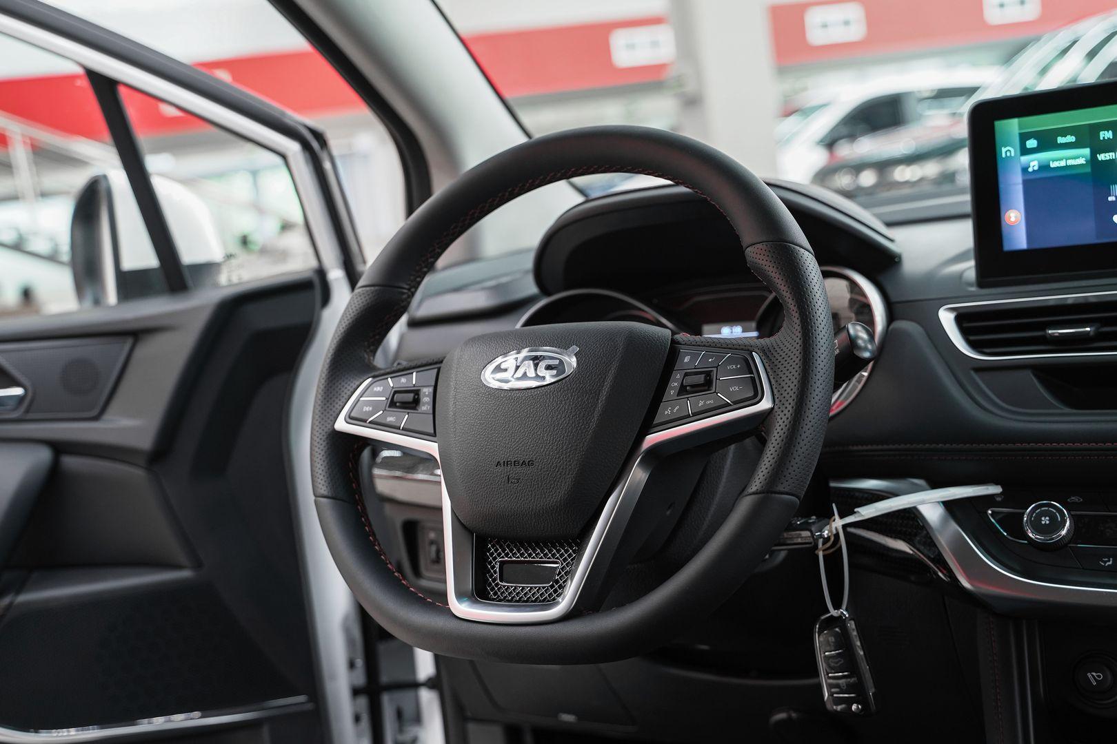 JAC JS3 2024, белый, ДЦ Орехово