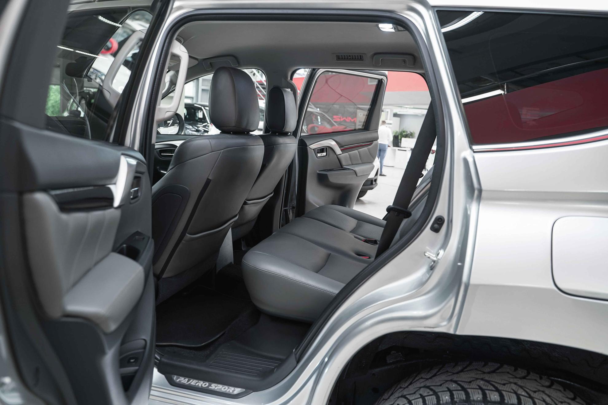 Mitsubishi Pajero Sport 2017, серебряный, ДЦ Орехово