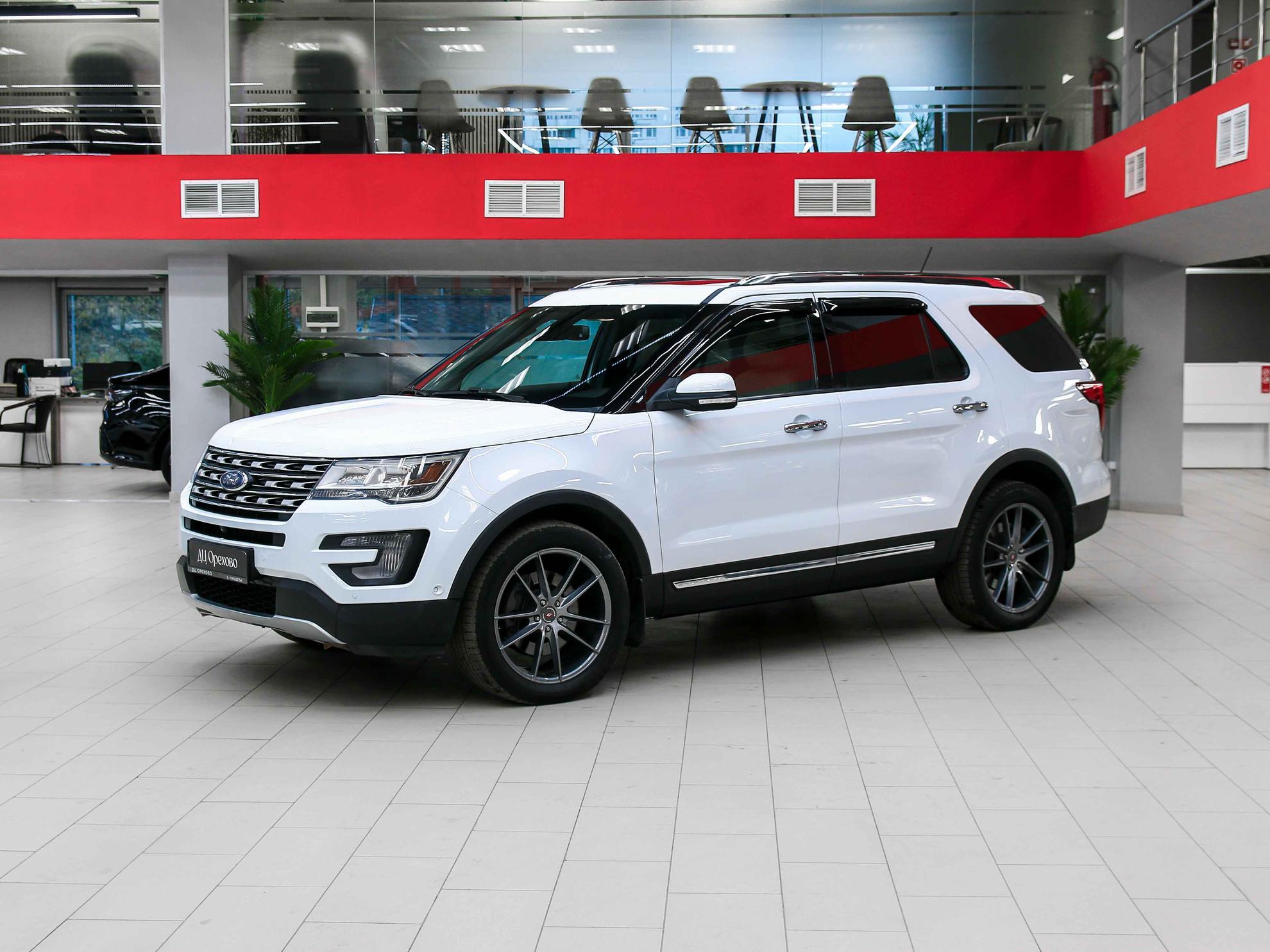 Ford Explorer 2018, белый, ДЦ Орехово