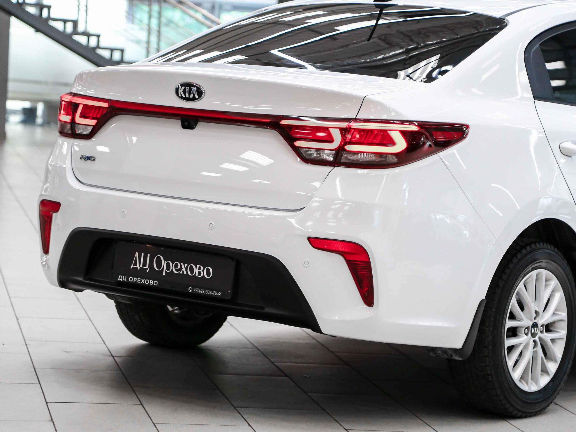 Kia Rio 2018, белый, ДЦ Орехово