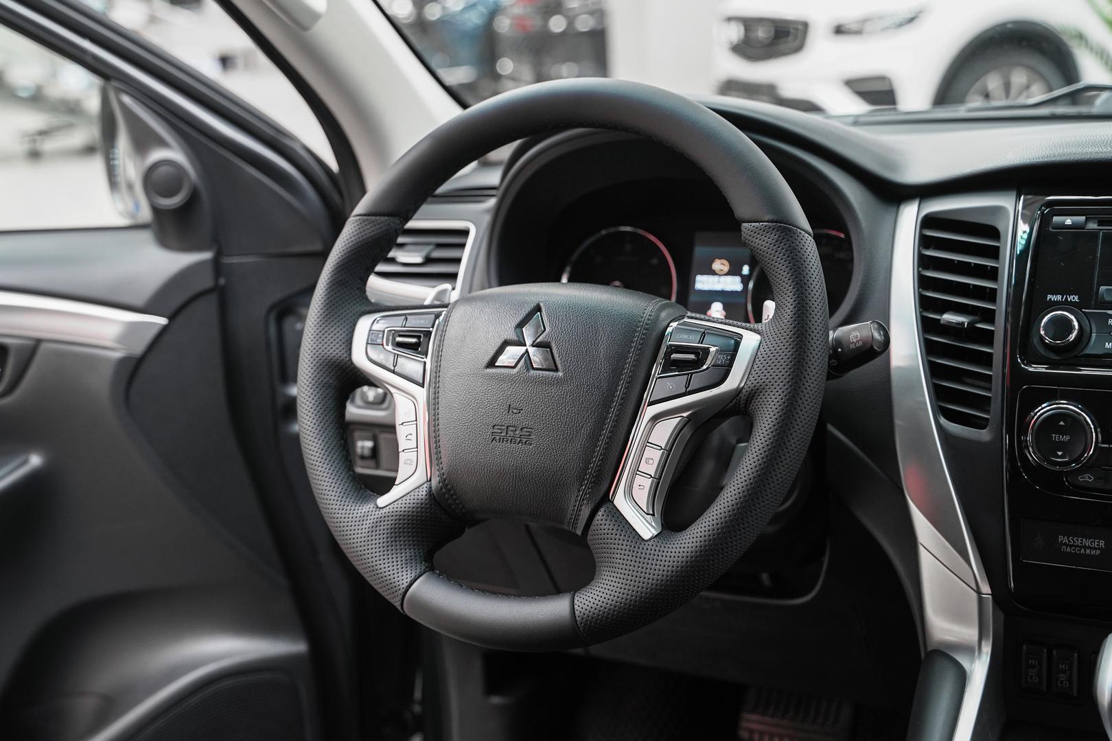 Mitsubishi Pajero Sport 2019, серый, ДЦ Орехово