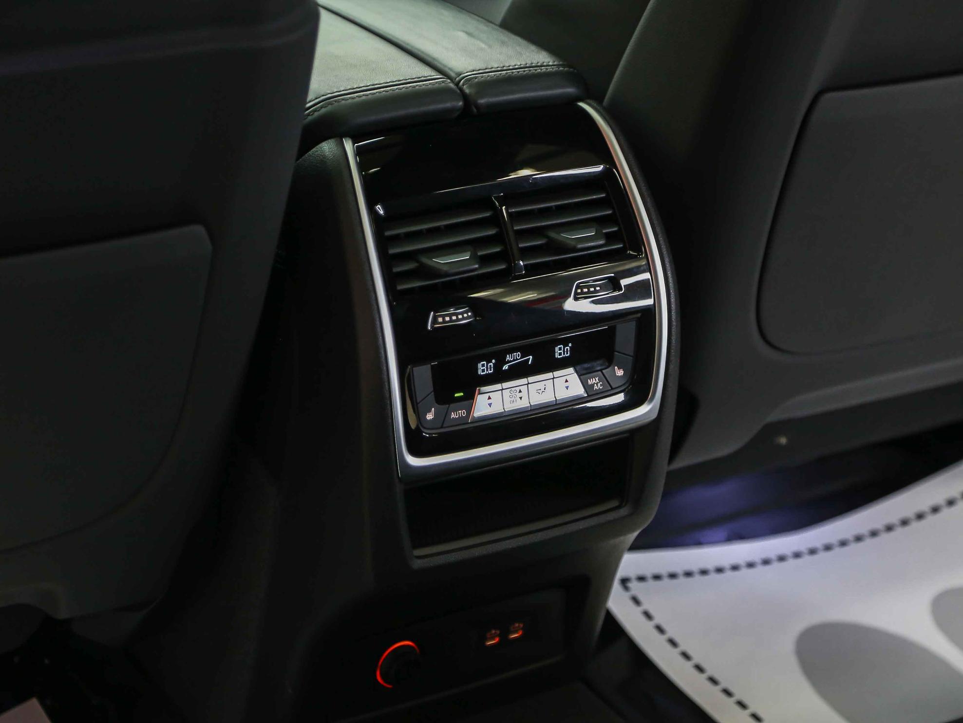 BMW X7 2020, черный, ДЦ Орехово