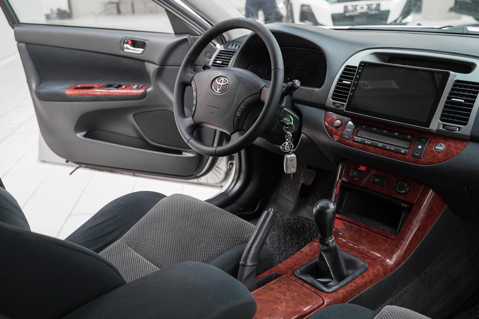 Toyota Camry 2004, серебряный, ДЦ Орехово