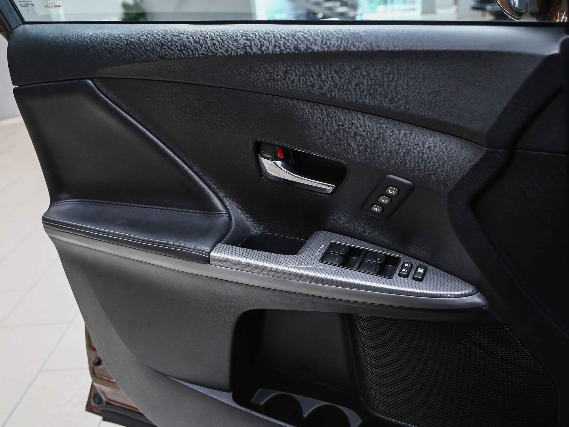 Toyota Venza 2013, коричневый, ДЦ Орехово